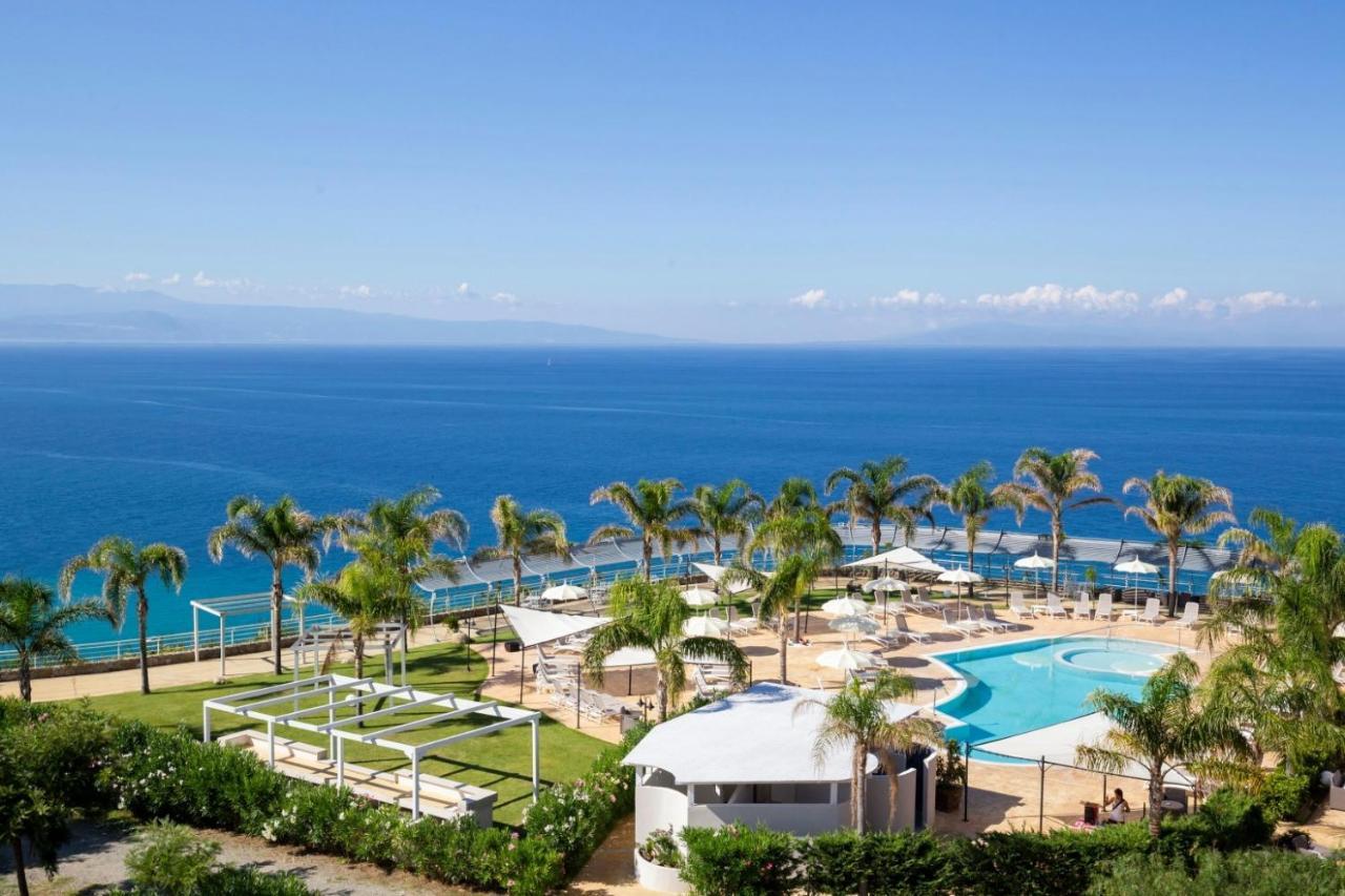 Blue Bay Resort Capo Vaticano Exterior foto