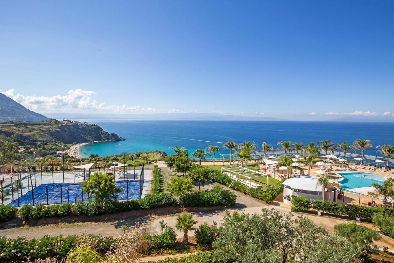 Blue Bay Resort Capo Vaticano Exterior foto