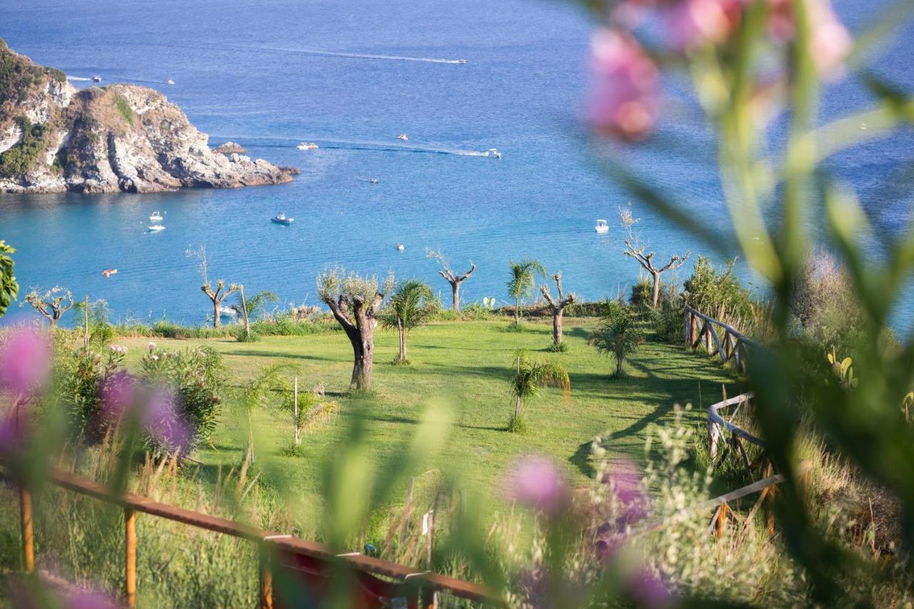 Blue Bay Resort Capo Vaticano Exterior foto