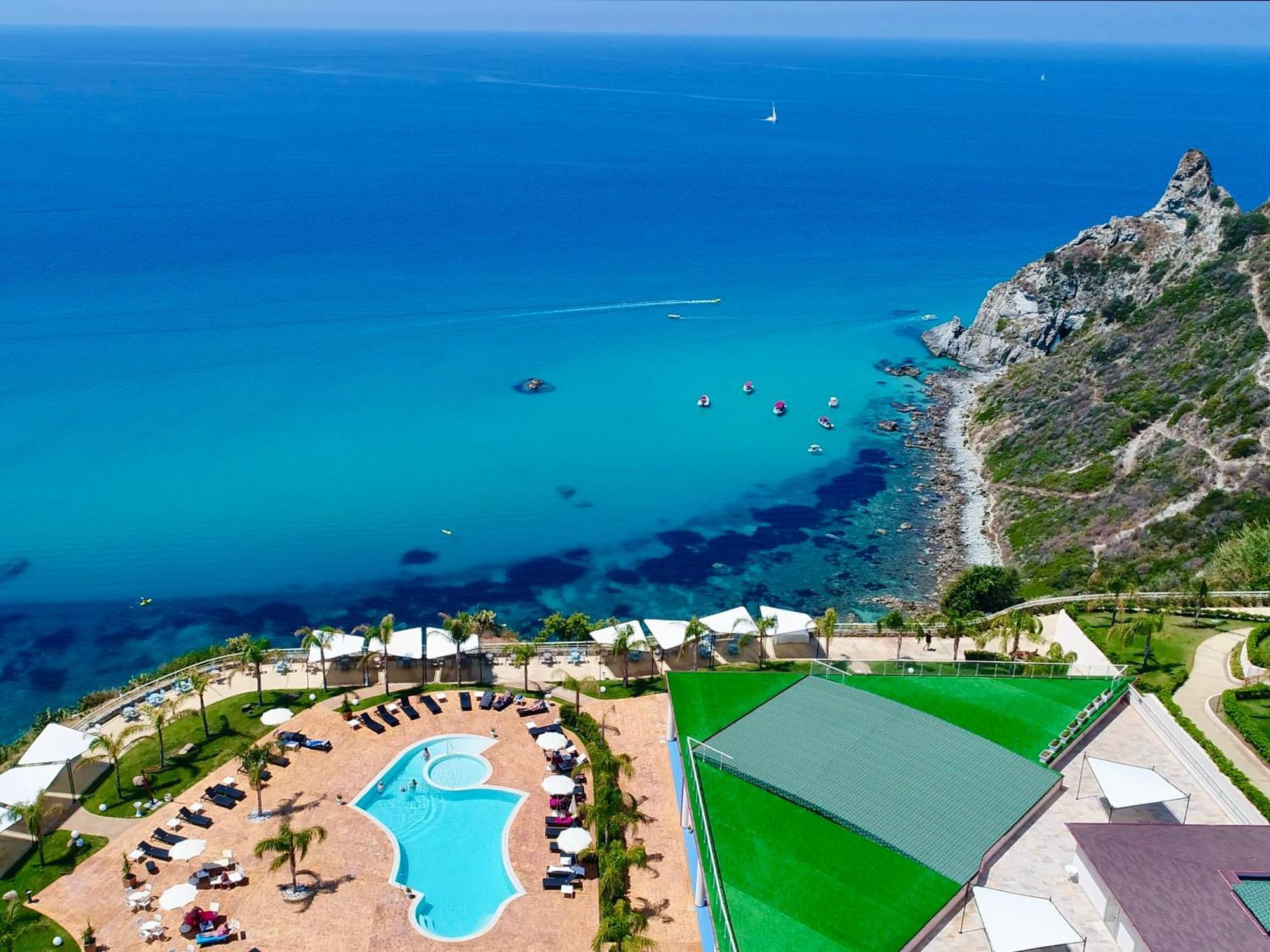 Blue Bay Resort Capo Vaticano Exterior foto