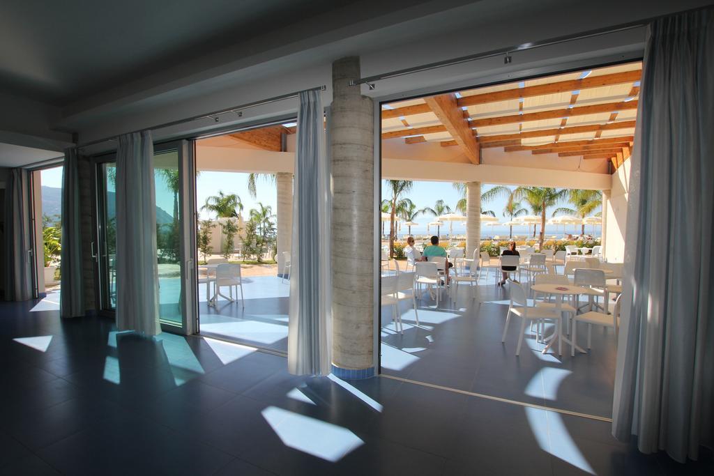 Blue Bay Resort Capo Vaticano Exterior foto