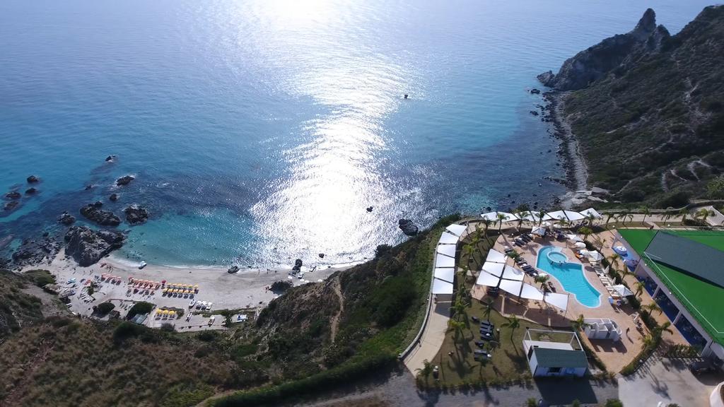 Blue Bay Resort Capo Vaticano Exterior foto