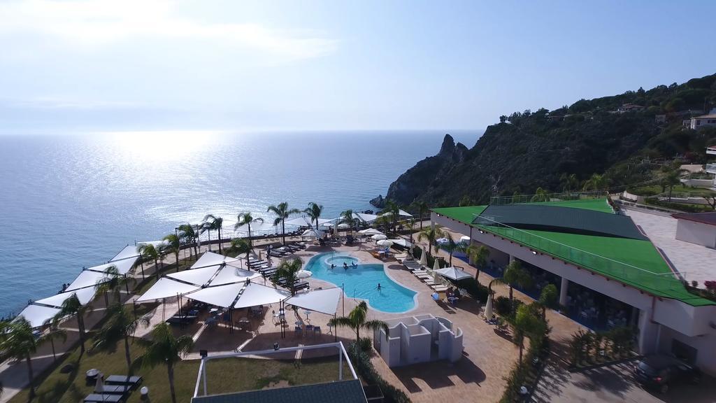Blue Bay Resort Capo Vaticano Exterior foto
