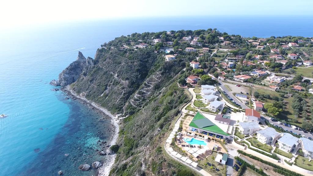 Blue Bay Resort Capo Vaticano Exterior foto