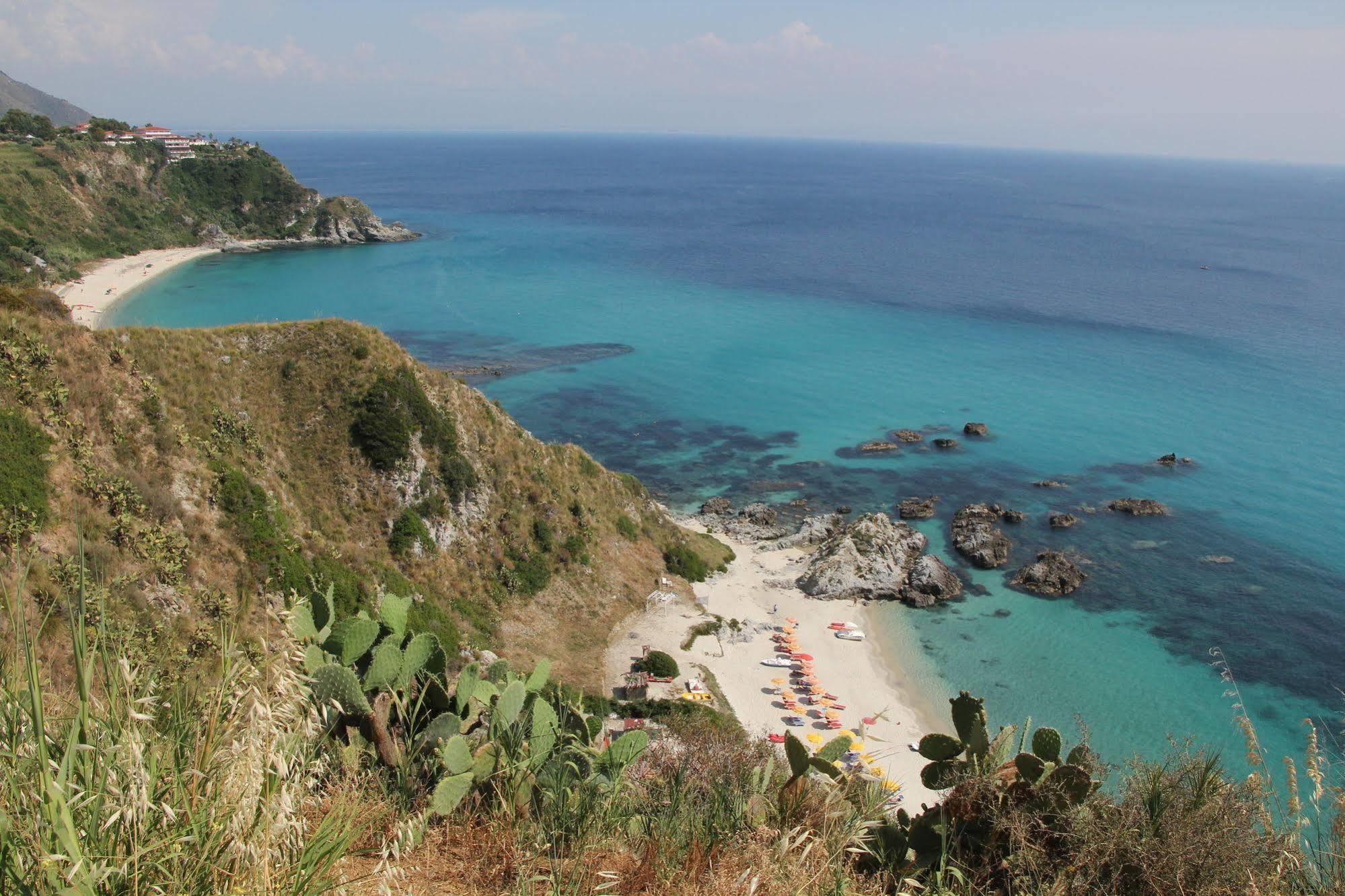 Blue Bay Resort Capo Vaticano Exterior foto